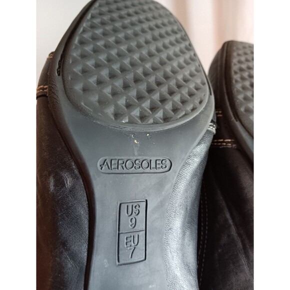AEROSOLES LATCH BOX BLACK LEATHER WOMANS PUMPS HEELS SZ 9 - Picture 4 of 7